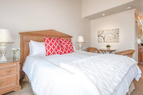 Top Floor Napa Retreat, Pool, Near Wineries, Pet Friendly